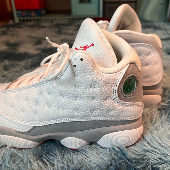 White Air Jordan high tops size 8 - Picture 2 of 9